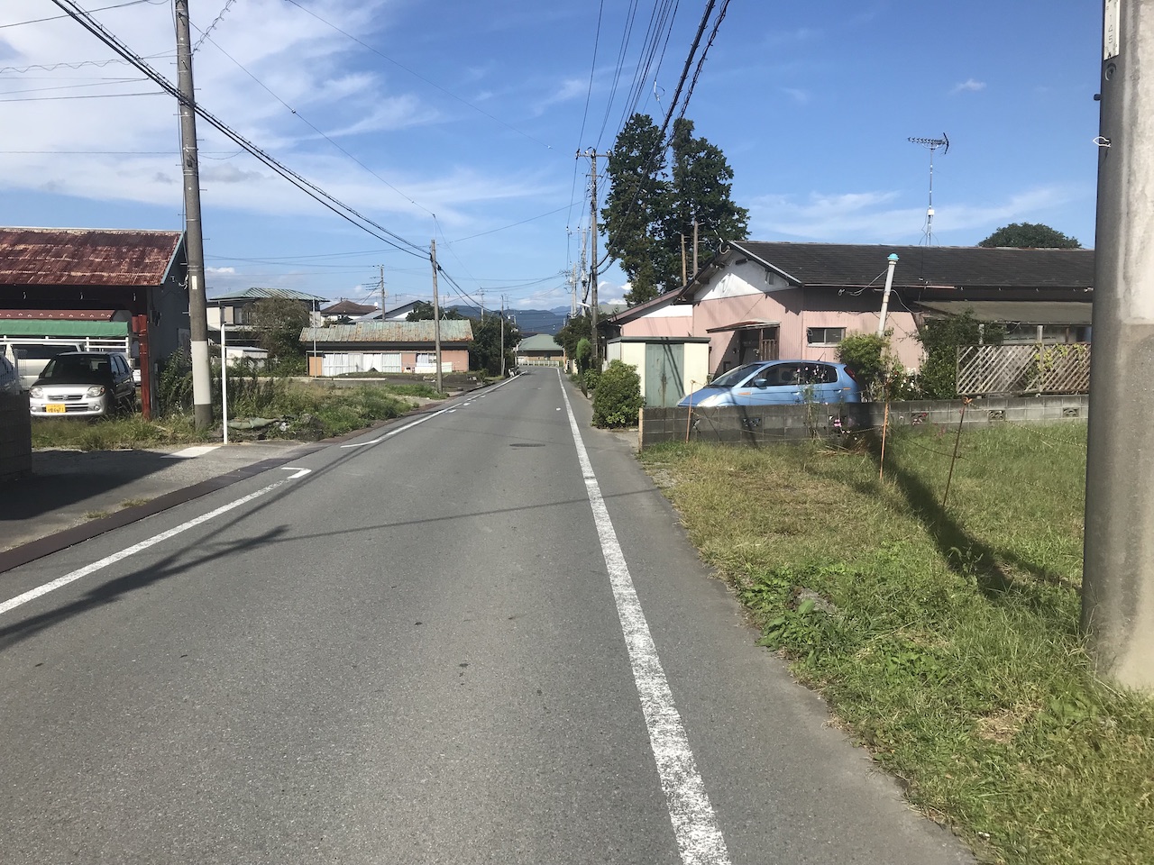 御殿場１　前面道路　駅方面から